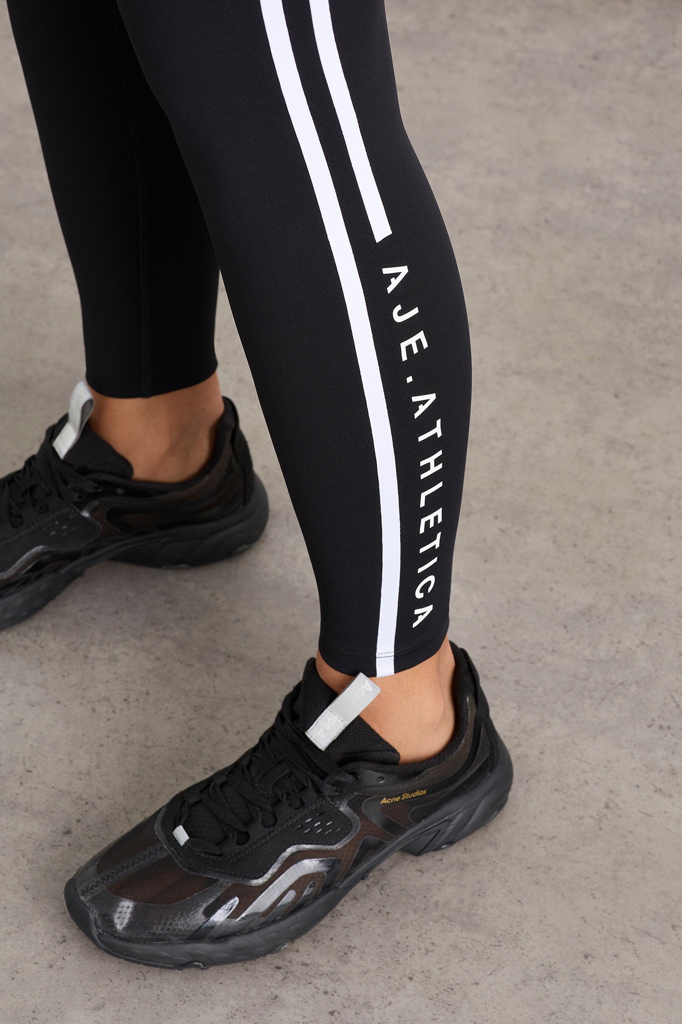size: 12
