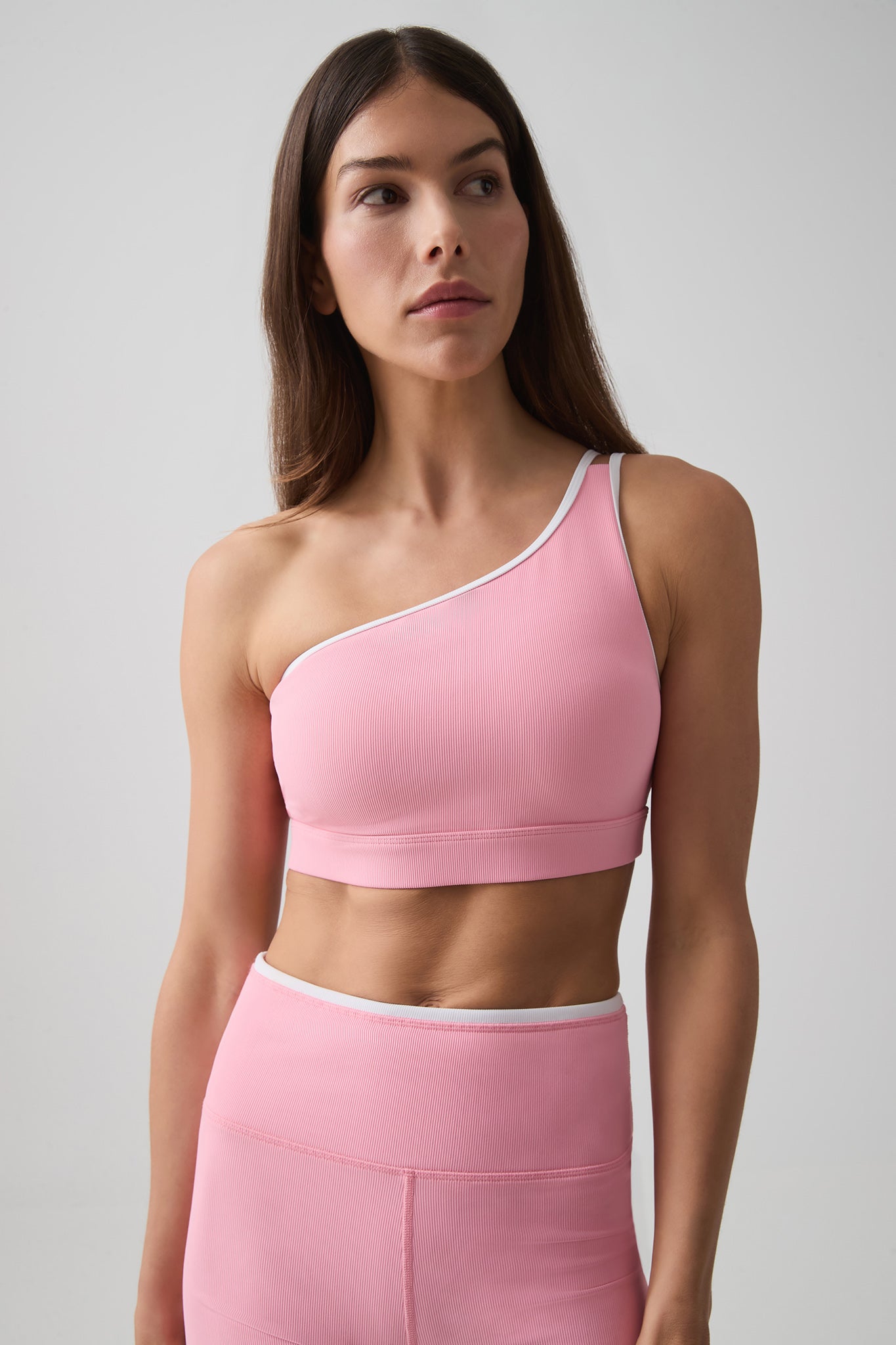 Asymmetric Ribbed Sports Bra 390