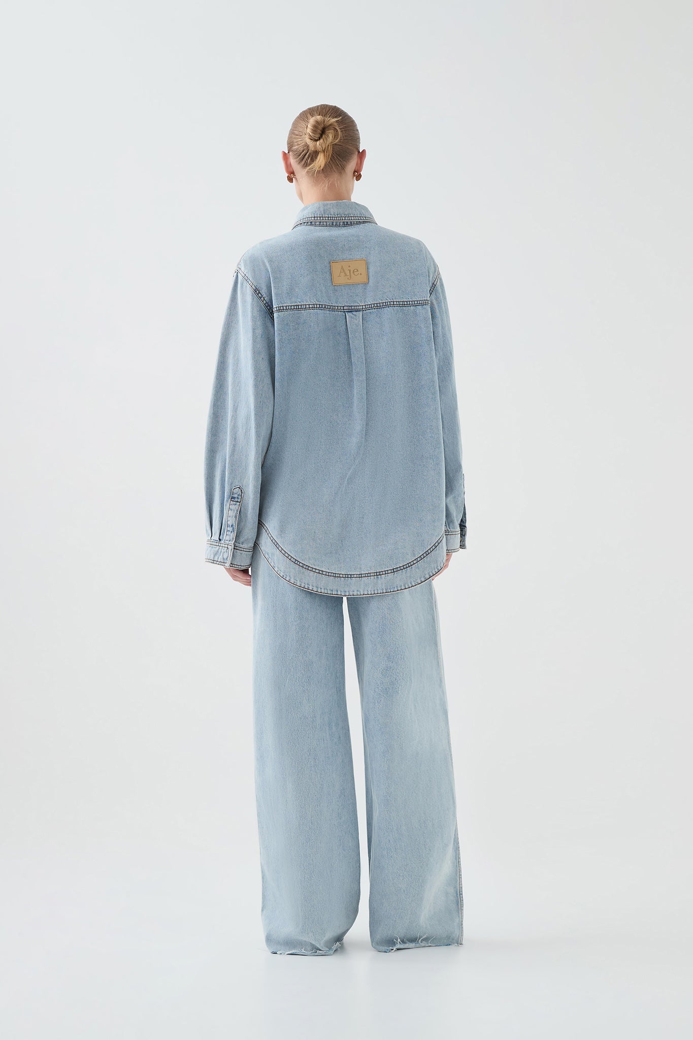 Outline Denim Jeans
