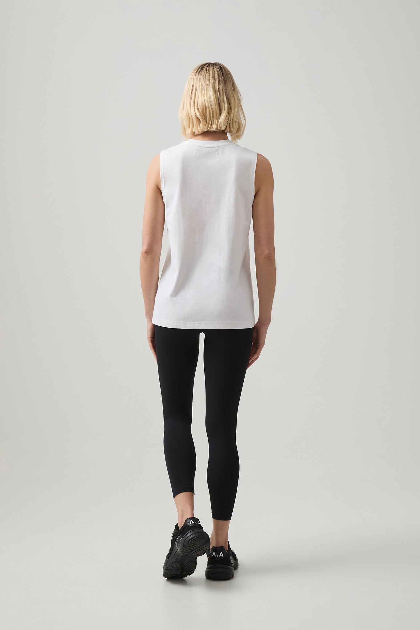 Longline Logo Tank