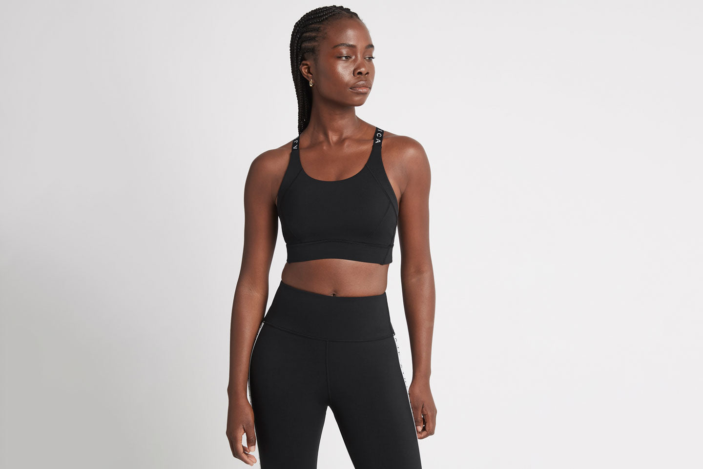 Adjustable Strap Logo Tape Sports Bra 321