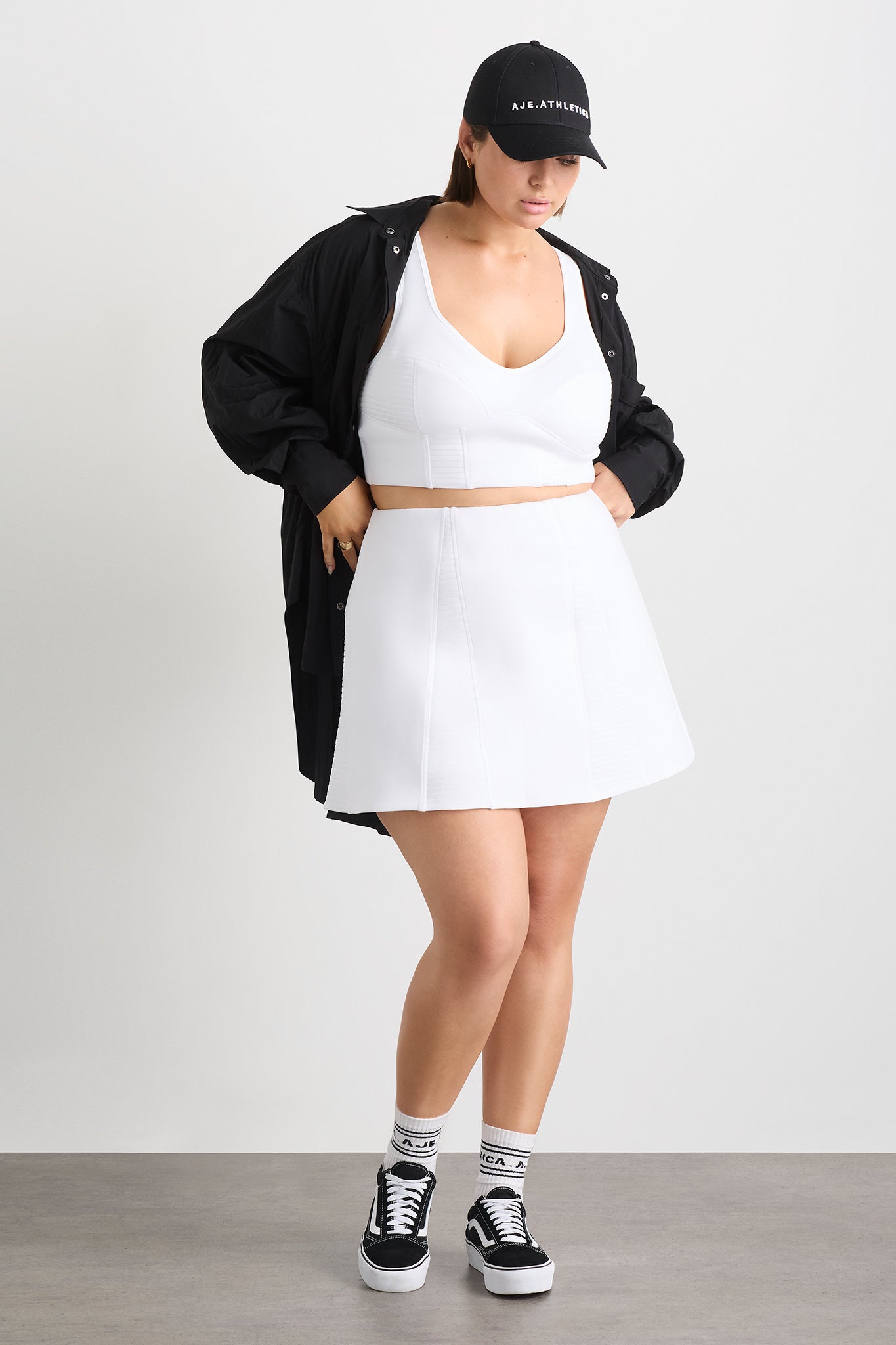 size: 16