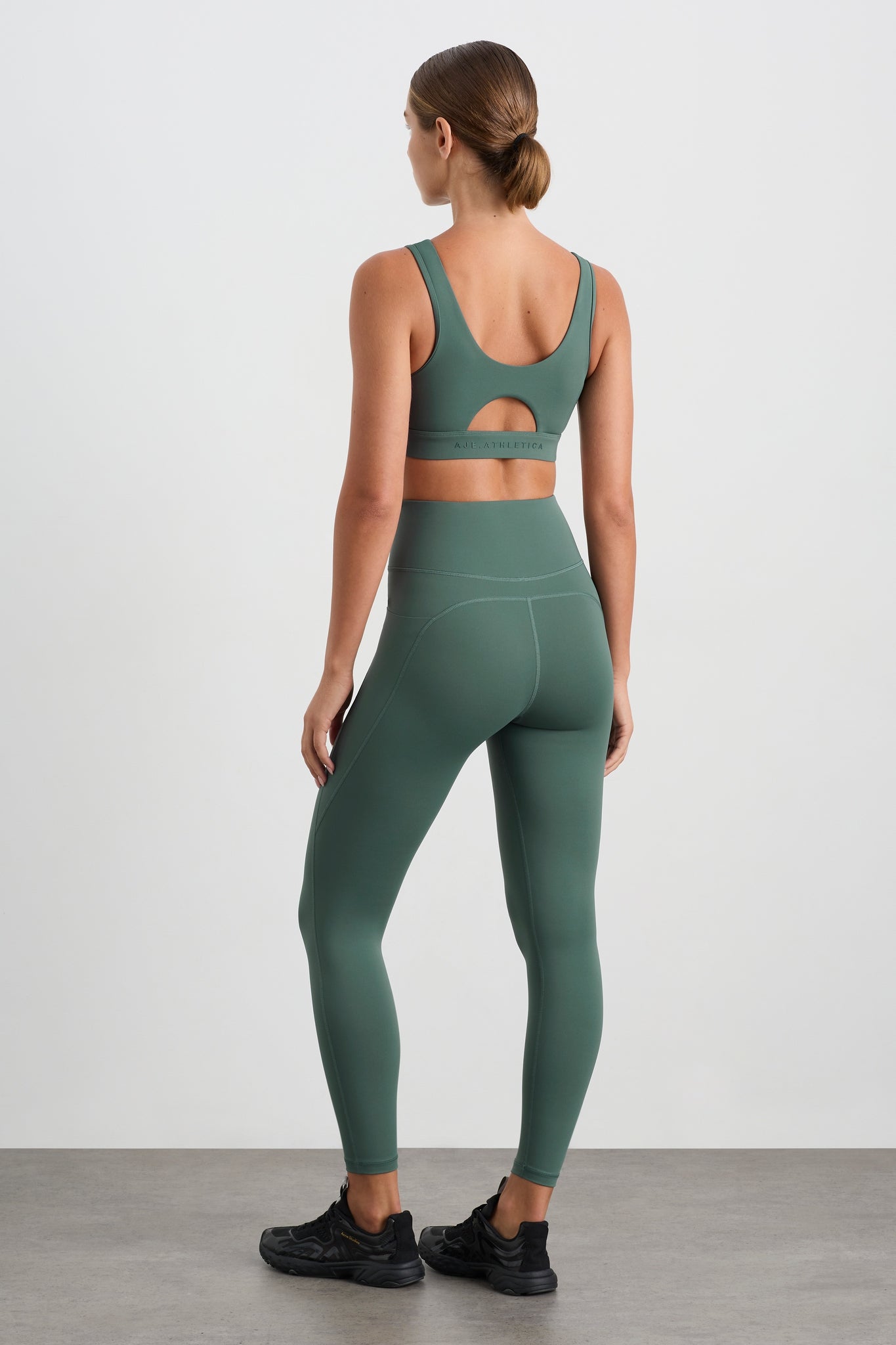 size: 8