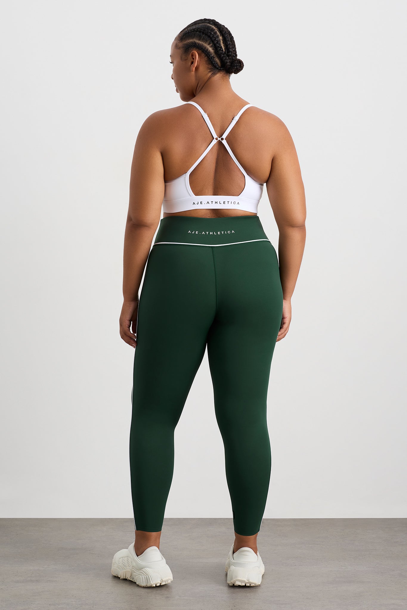 size: 16