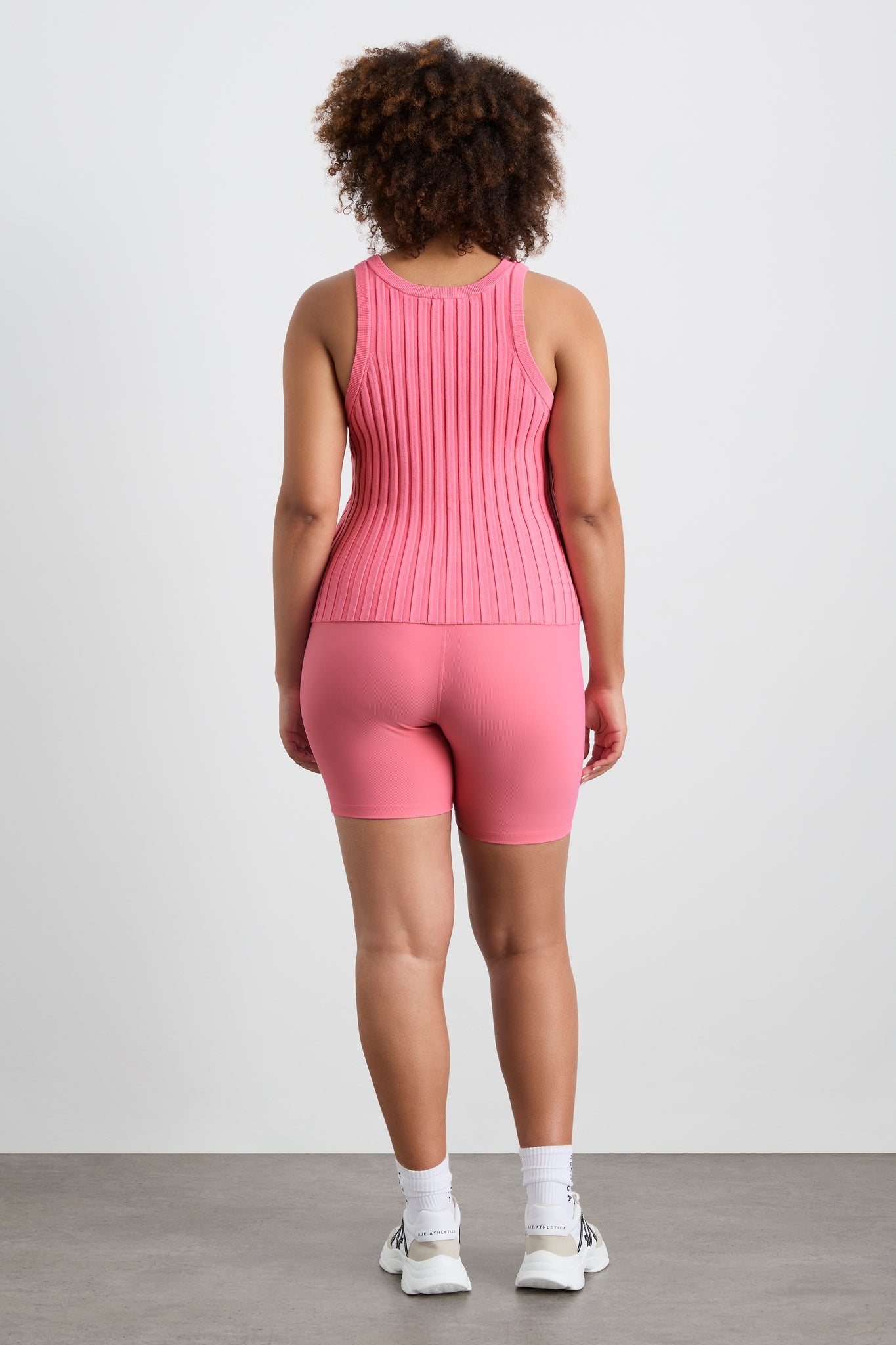 size: 16