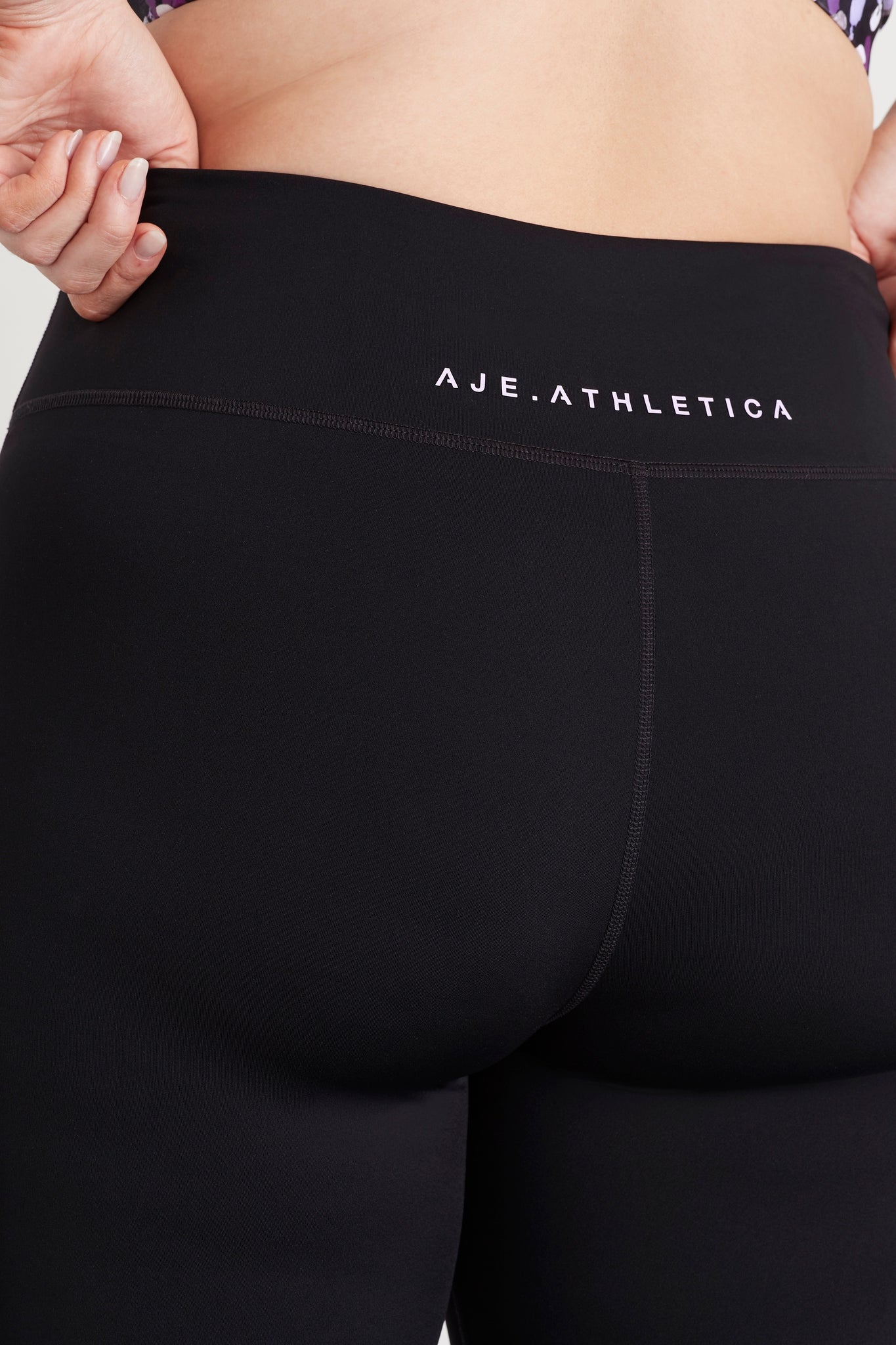 size: 16