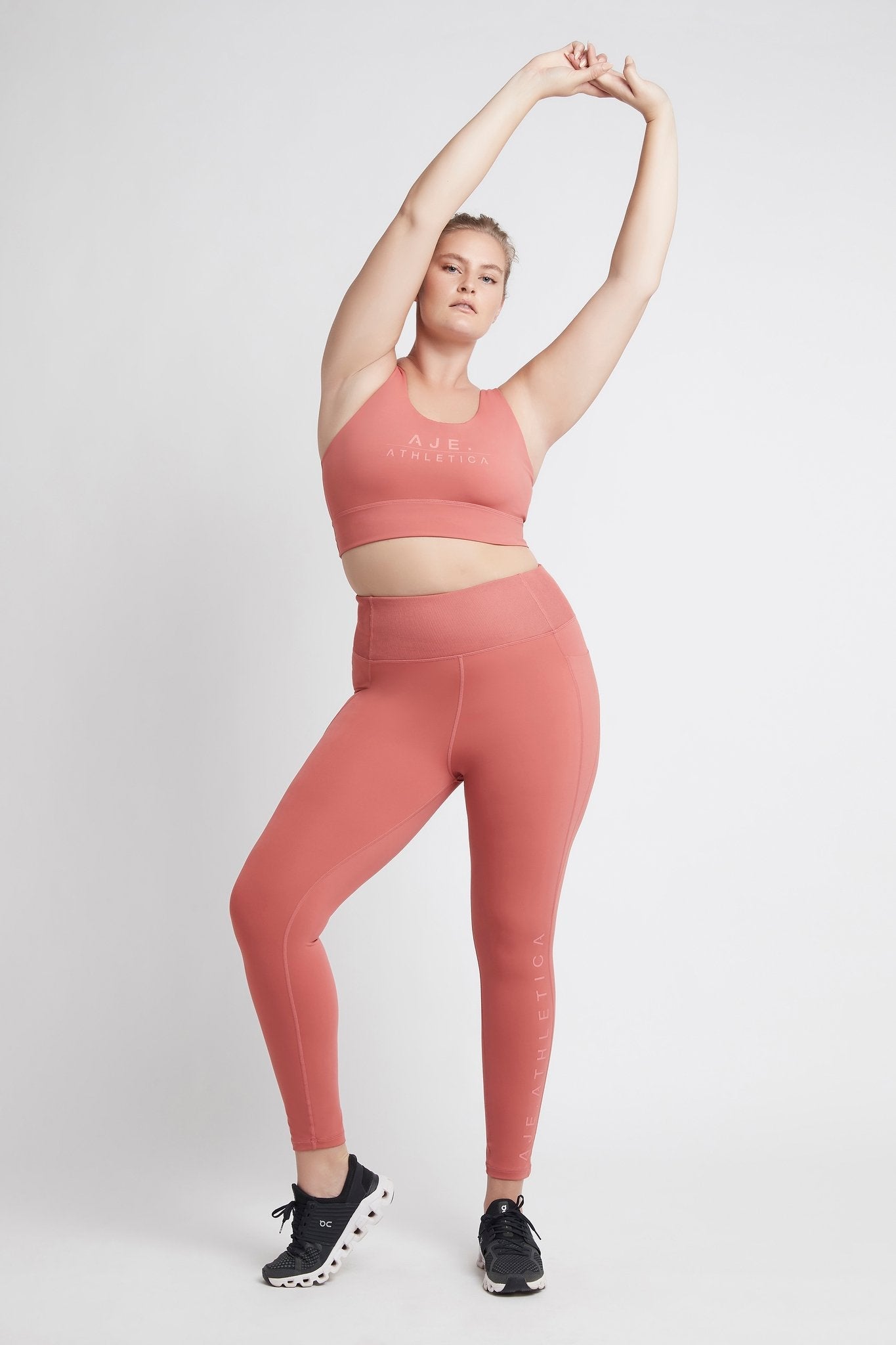 size: 16