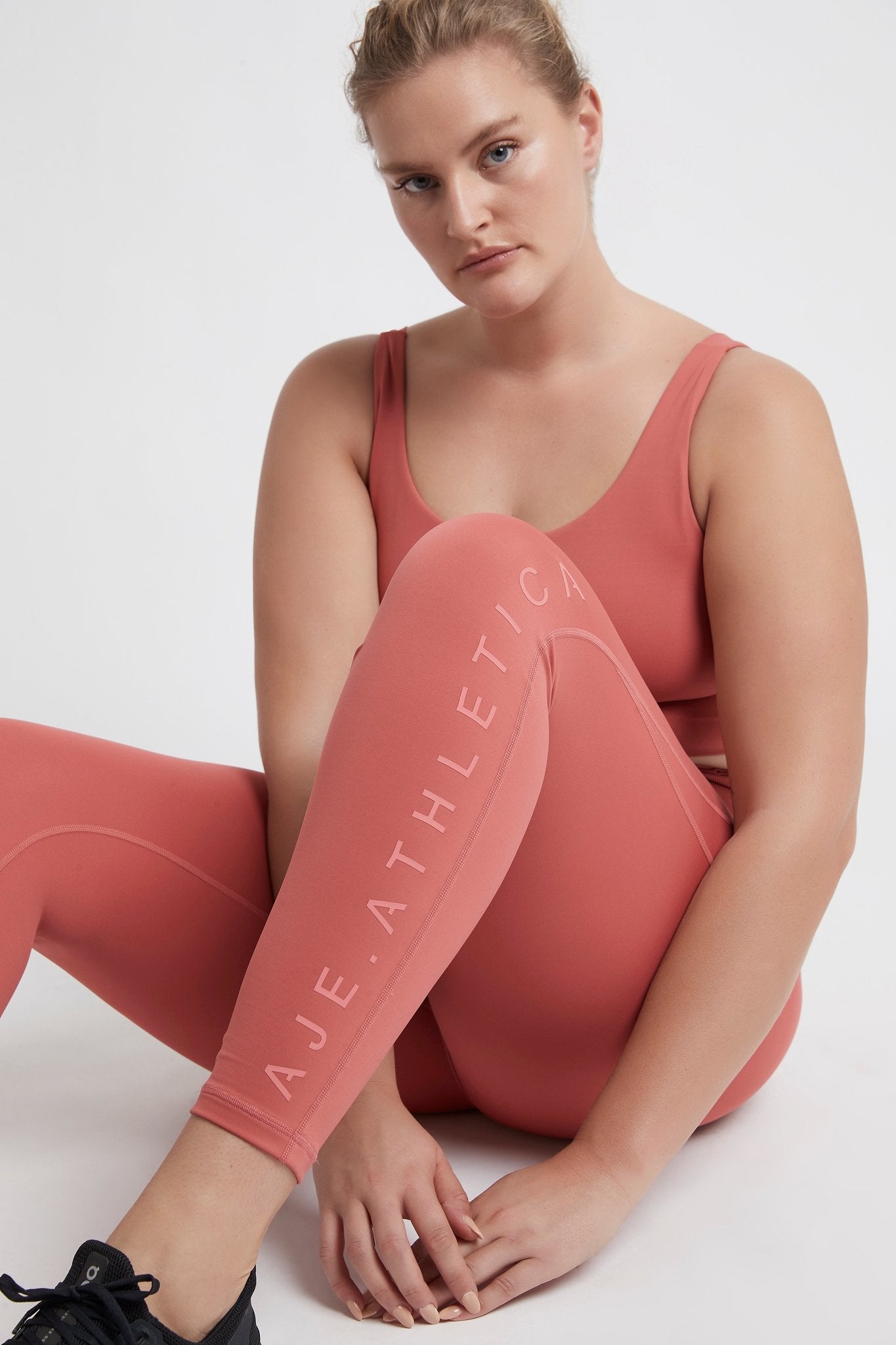 size: 16