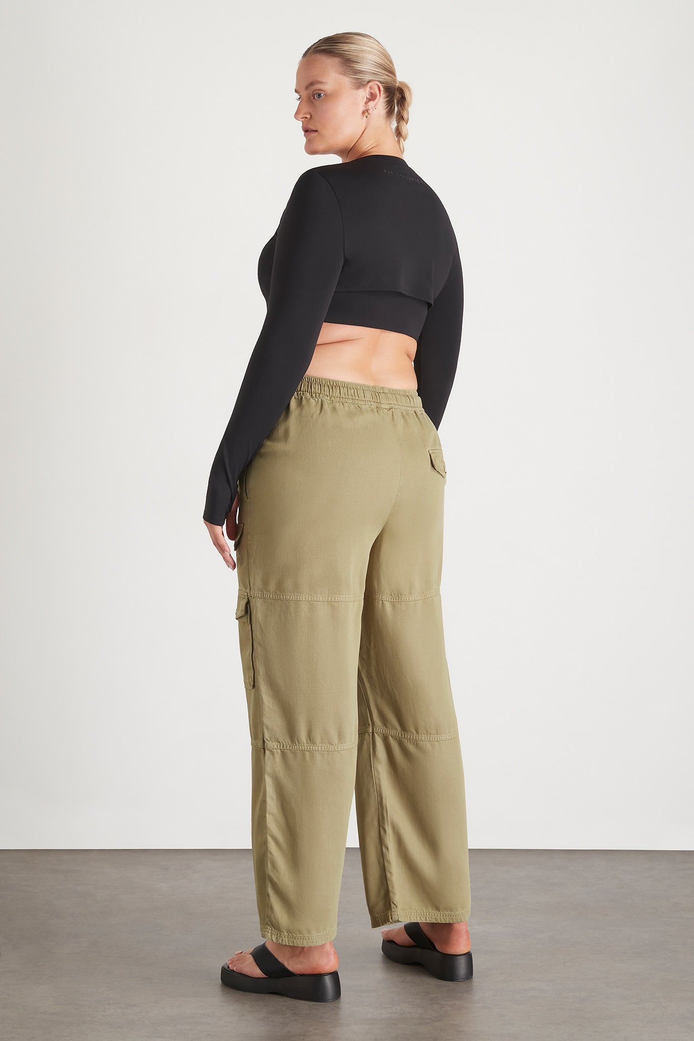 size: 16