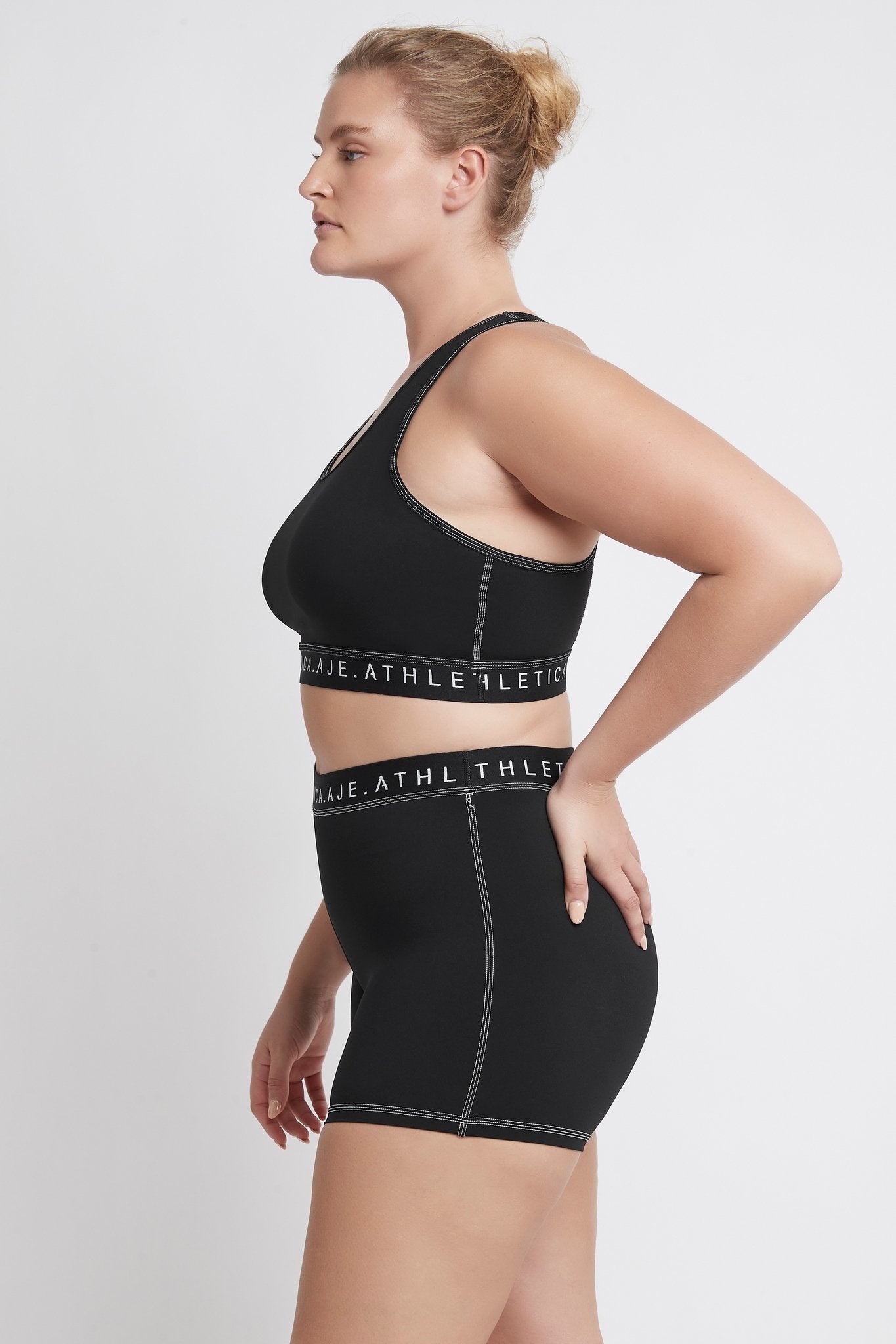 size: 16