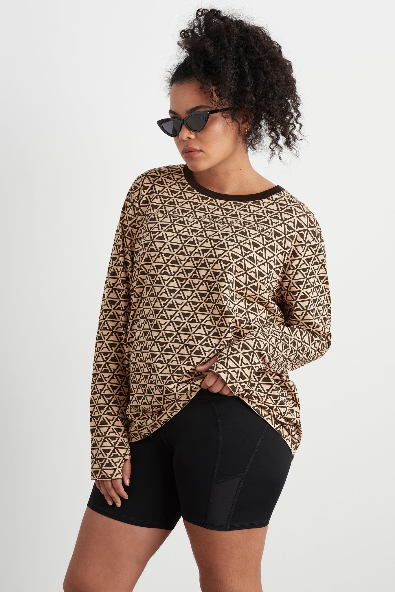 size: 16