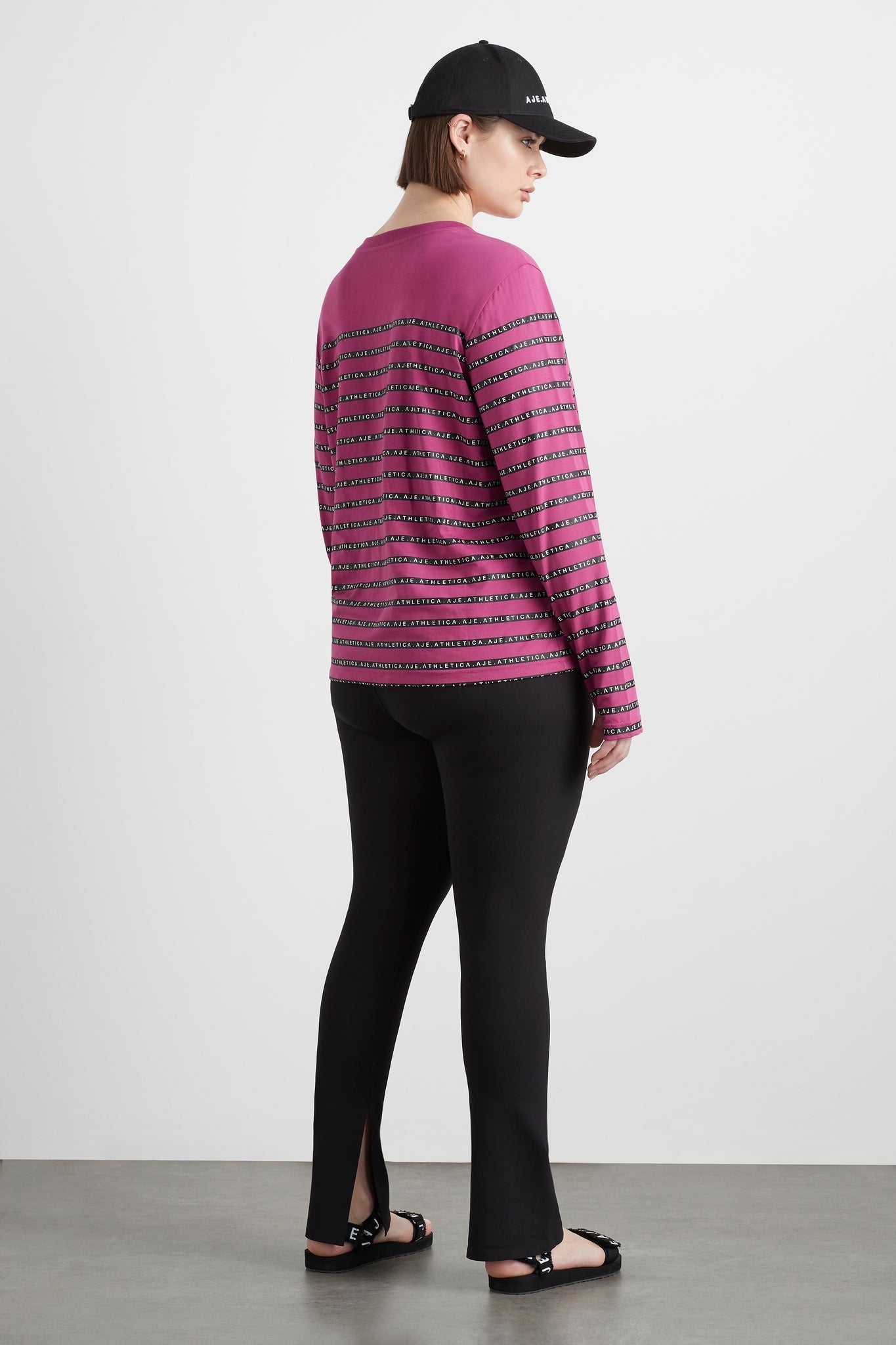  Size: 16
