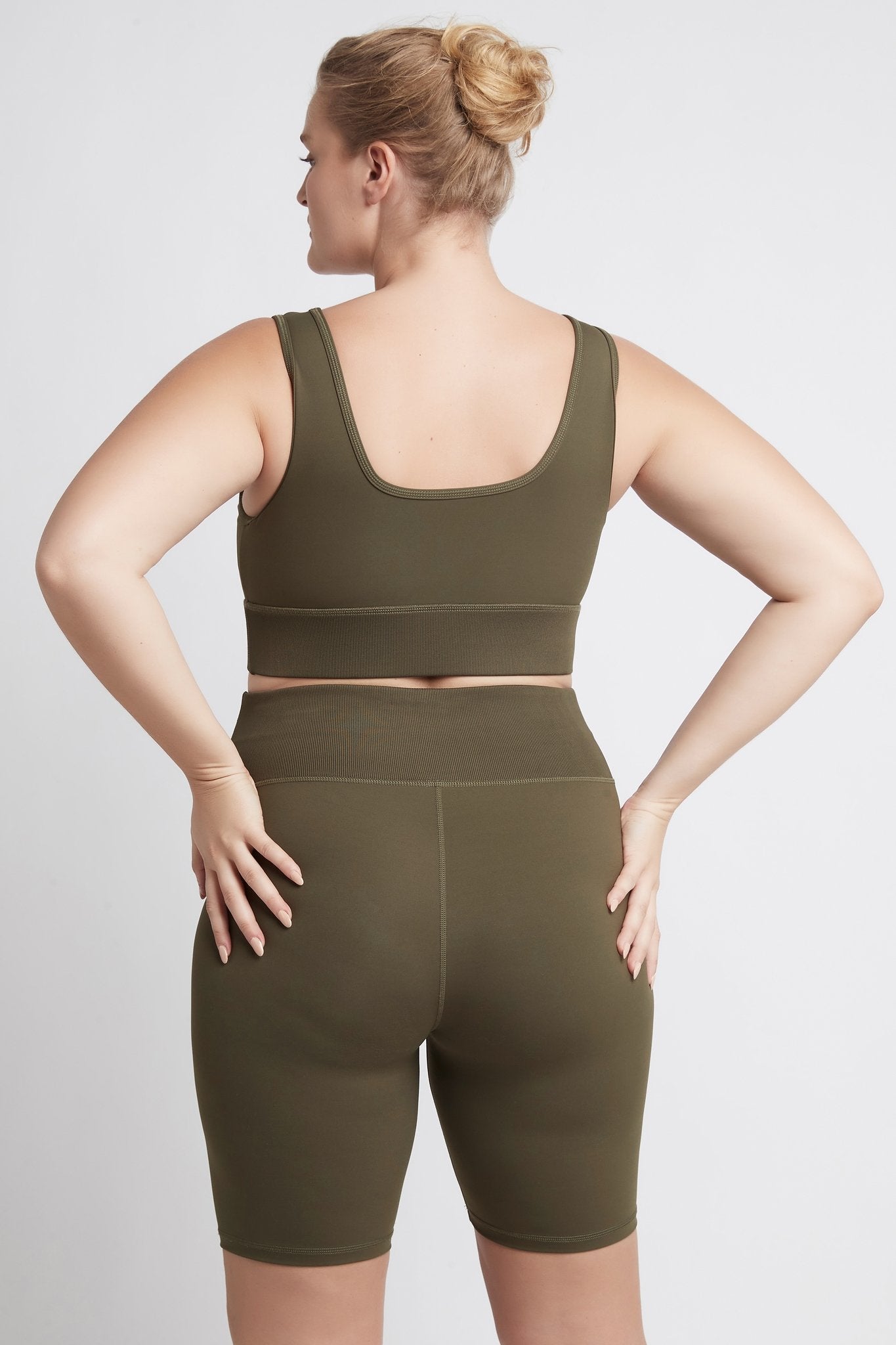 size: 16
