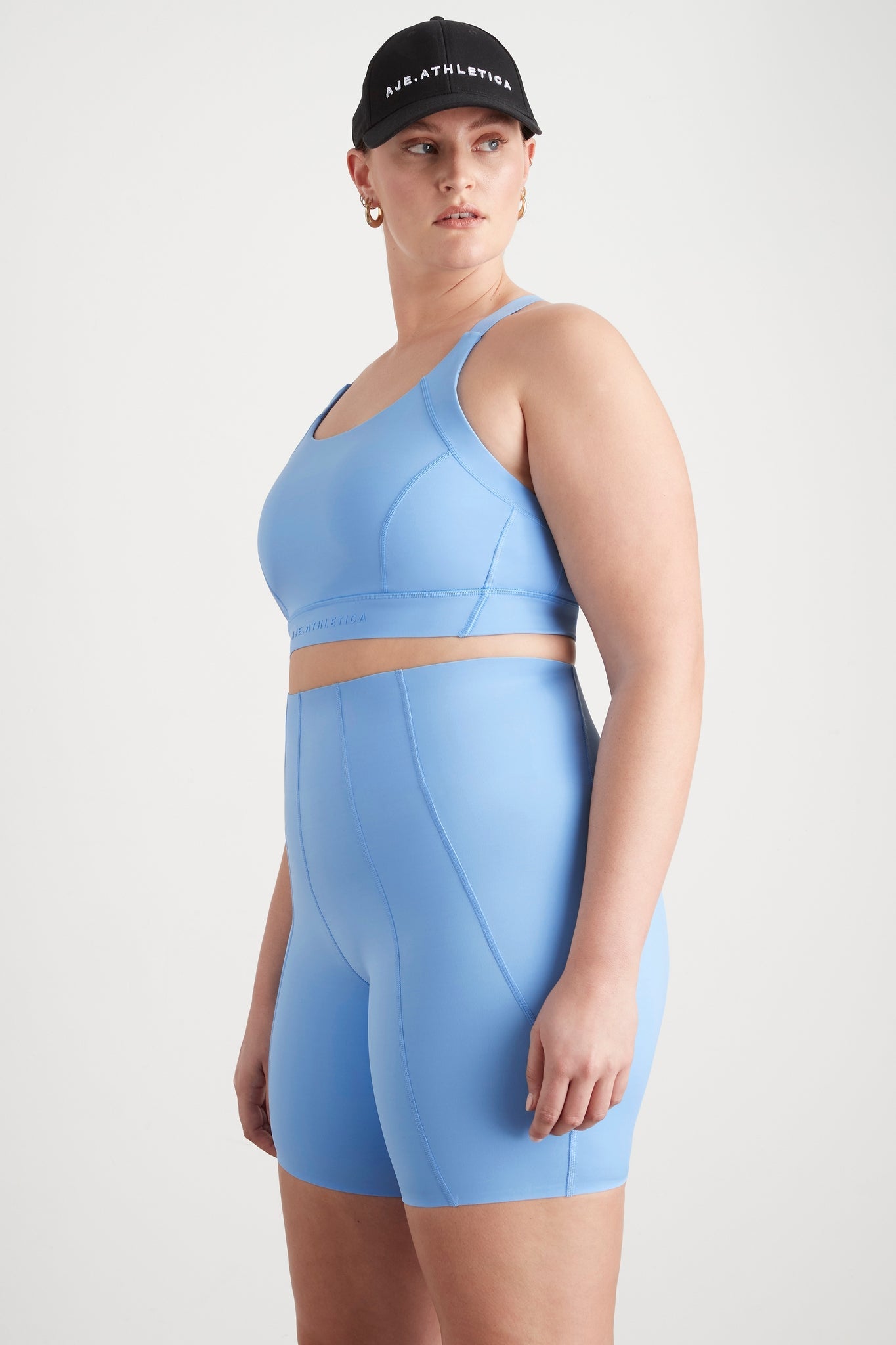 size: 16