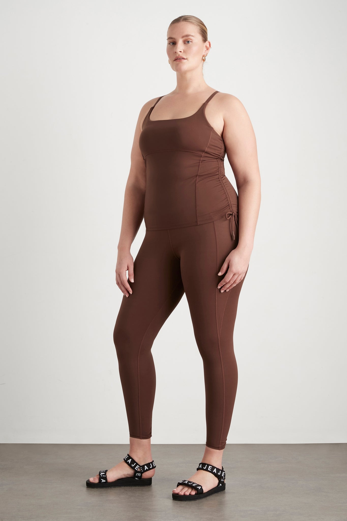 size: 16