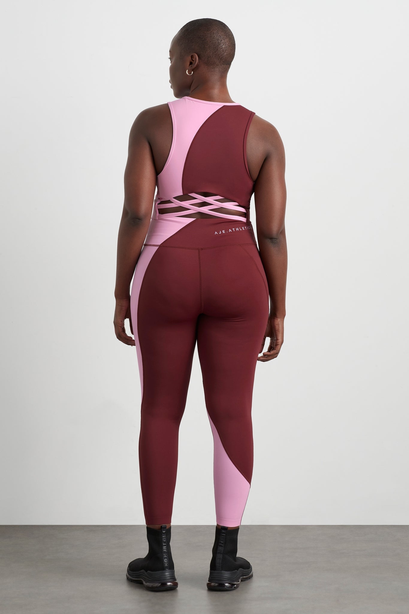 size: 12
