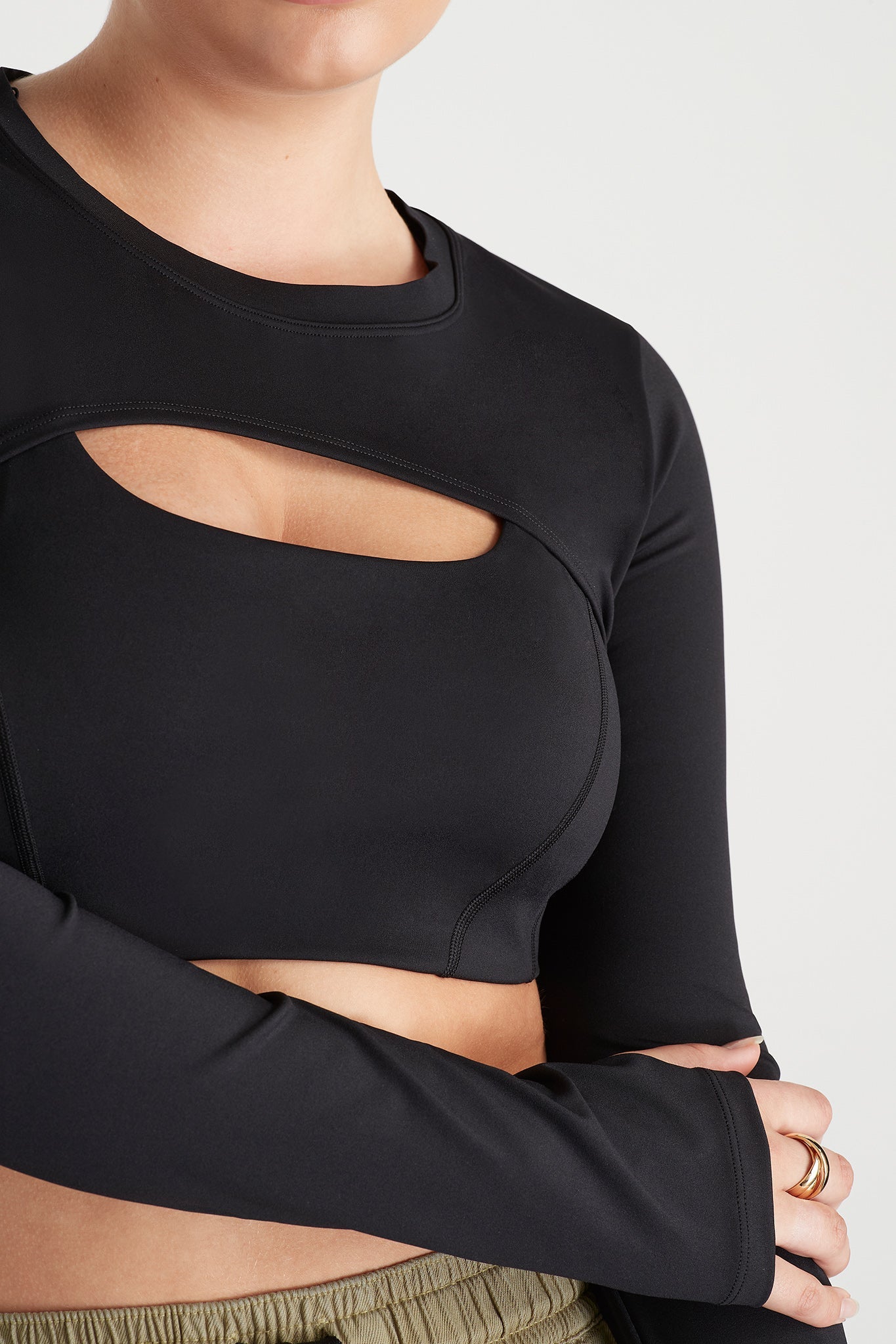 size: 12, secondary-image