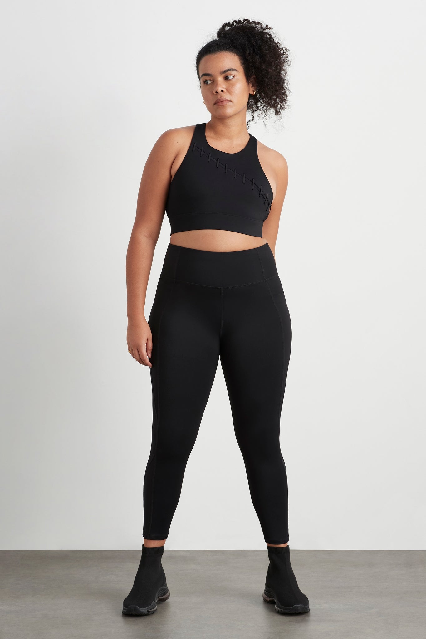 size: 16