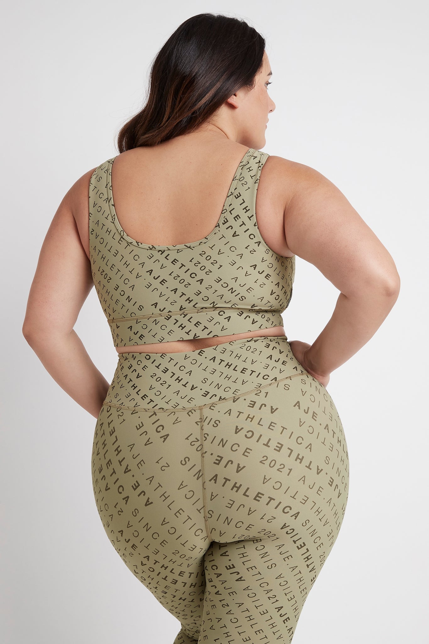 size: 16