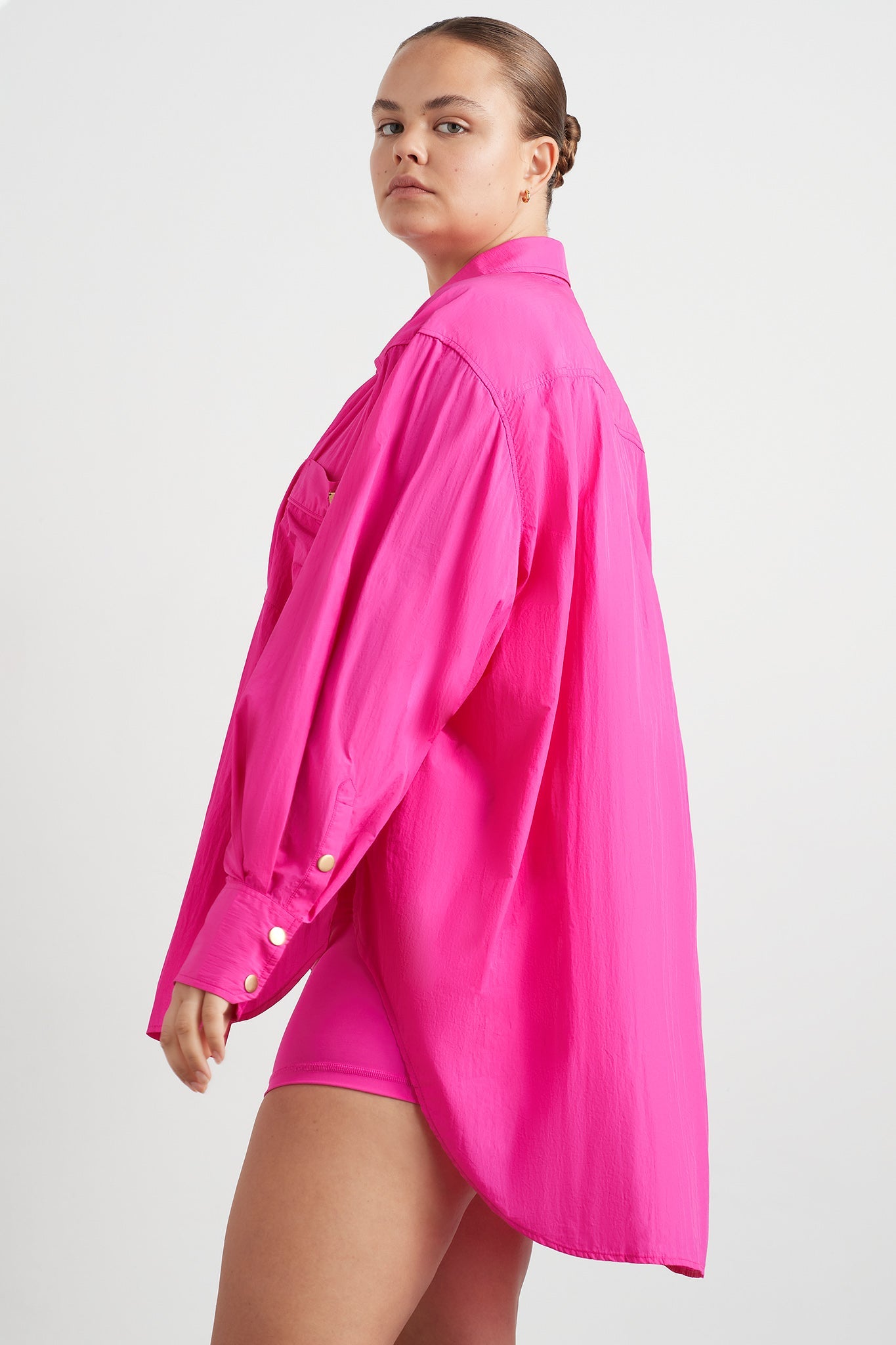 size: 16, secondary-image