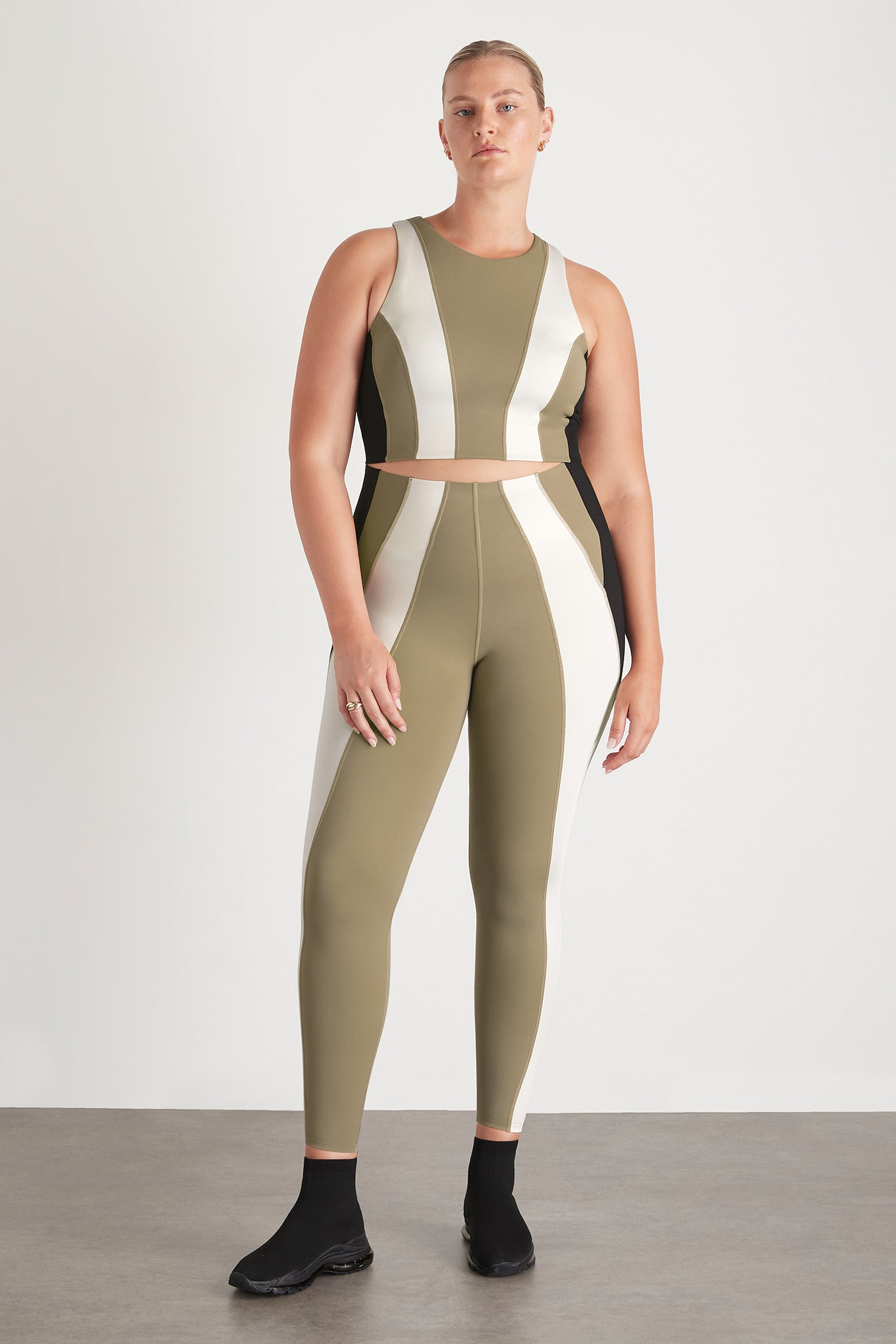 size: 16