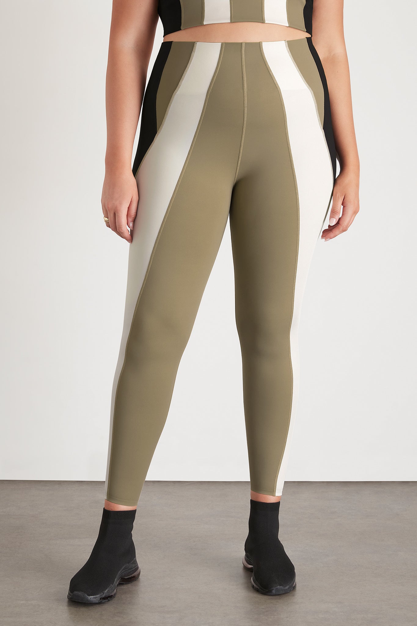 size: 16